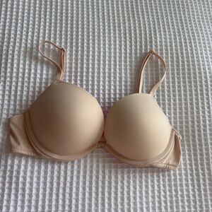 Victoria’s Secret Bombshell Push up bra